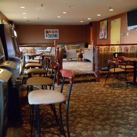 Albatross Hotel Гандер Экстерьер фото