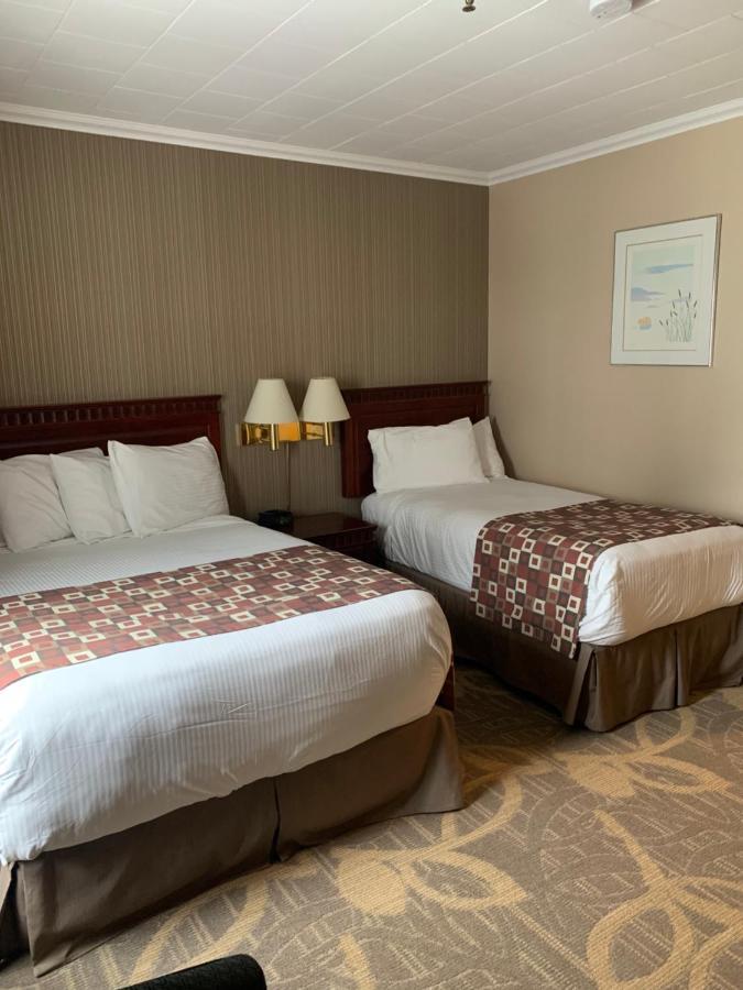 Albatross Hotel Гандер Экстерьер фото